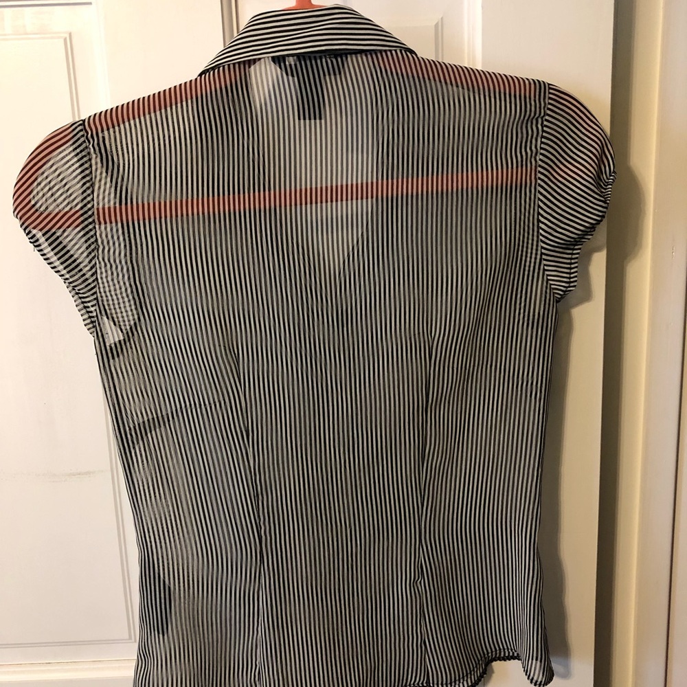 H&M button down - Picture 3 of 4